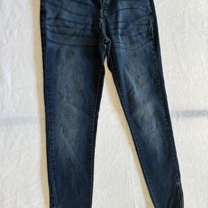 KanCan Dark Blue woman’s Skinny Jeans size 7/27
